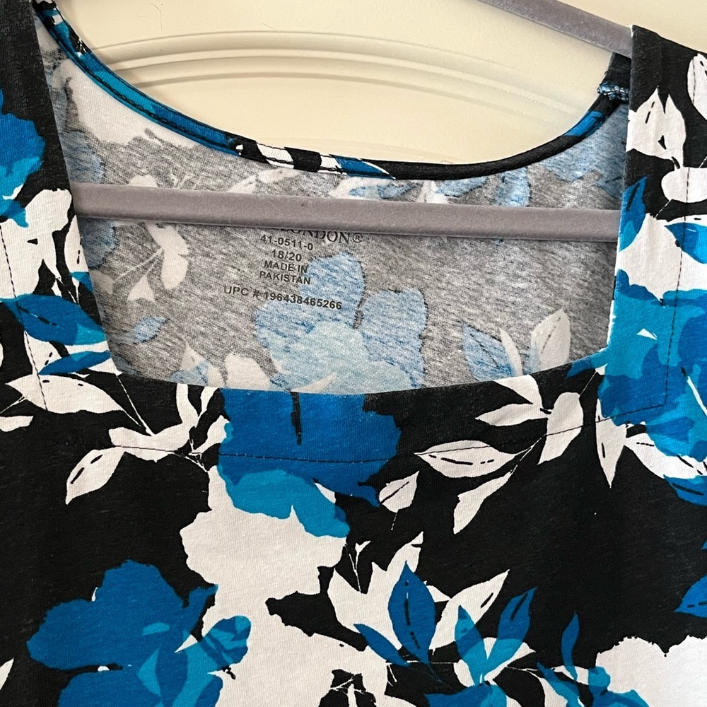 Jessica London Cotton Blend Floral Blouse Women’s size 18/20 - Picture 10 of 15